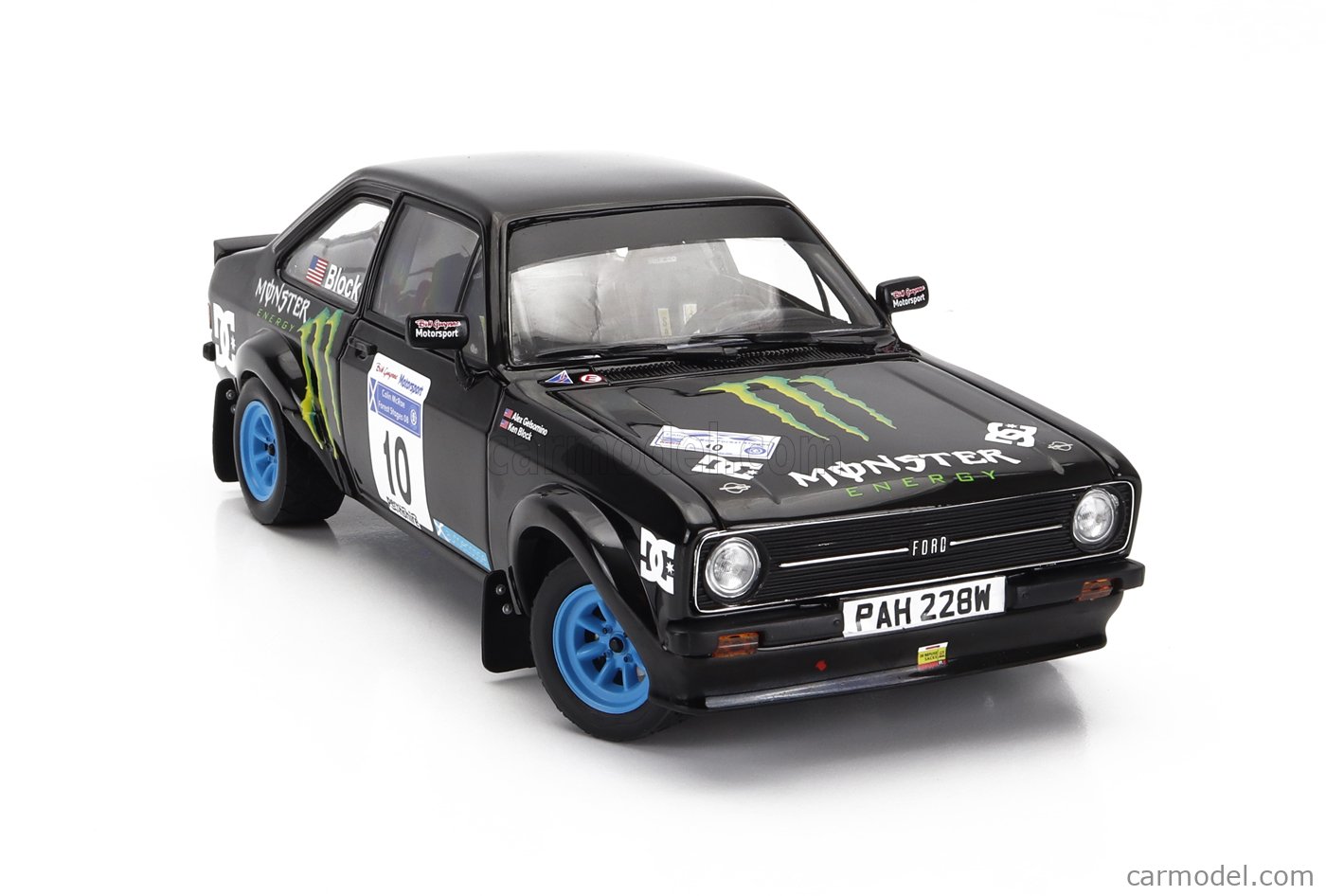 SUN-STAR 04858 Scale 1/18 | FORD ENGLAND ESCORT MKII RS 1800
