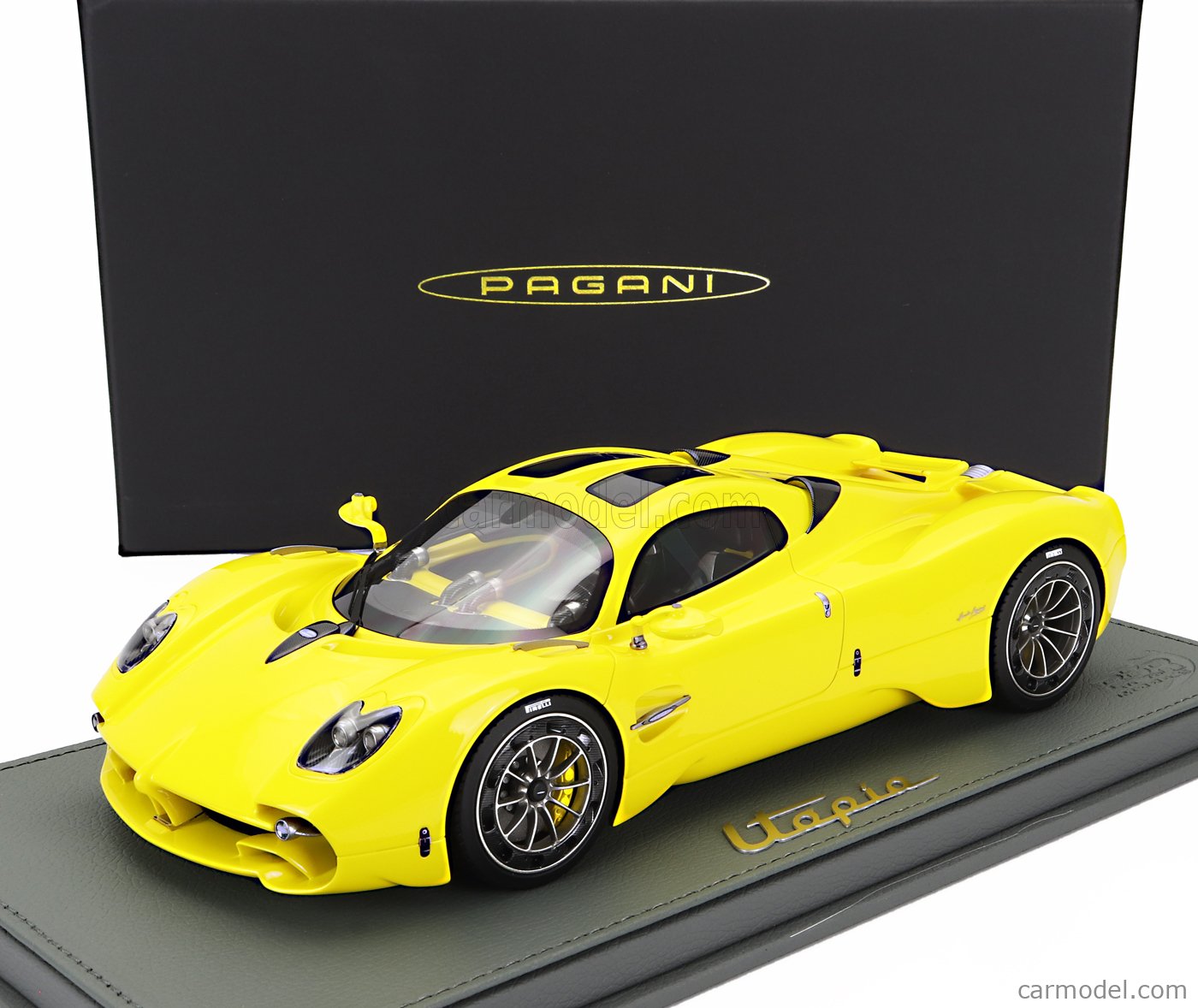 Bbr Models P F Vet Masstab Pagani Utopia Con Vetrina With Showcase Yellow