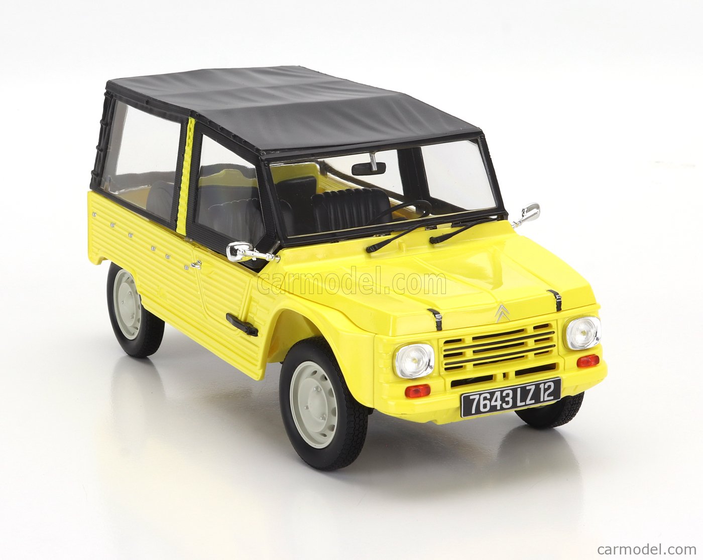 La Citroën Méhari débarque dans la gamme 1/18 de Solido La Citroën Méhari débarque dans la gamme 1/18 de Solido