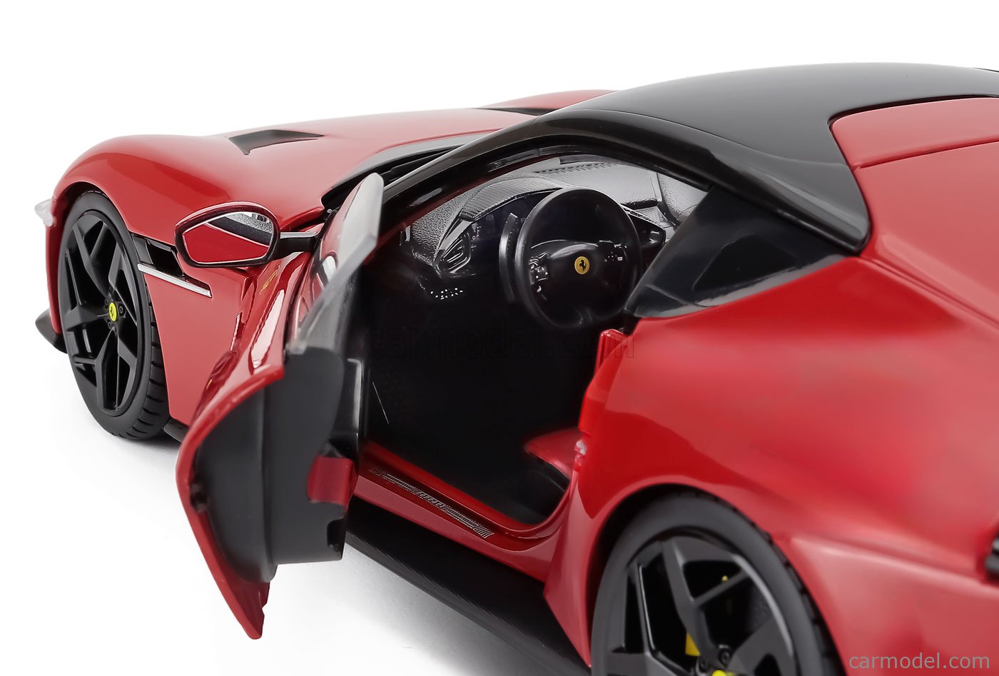POLISTIL 18FE02010-HC Scale 1/18 | FERRARI 12CILINDRI 2024 - WITH