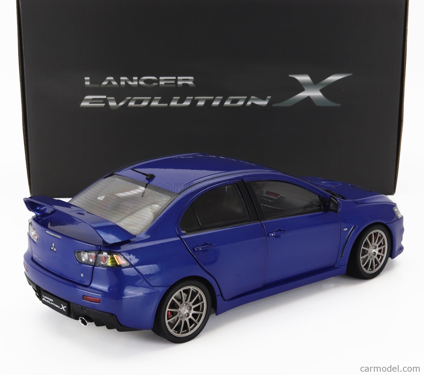 SUN-STAR 05823 Scale 1/18 | MITSUBISHI LANCER EVO X 2007 BLUE MET