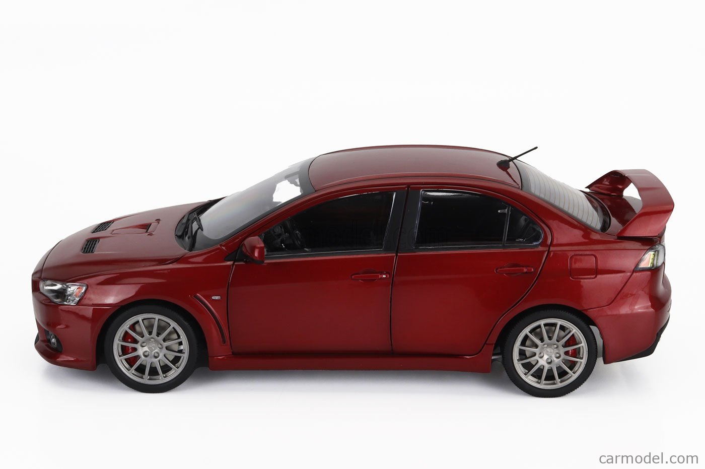ミニカー 1/18 Mitsubishi Lancer Evolution X 1:18 Scale Mitsubishi Lancer Evolution X - Paudi Model
