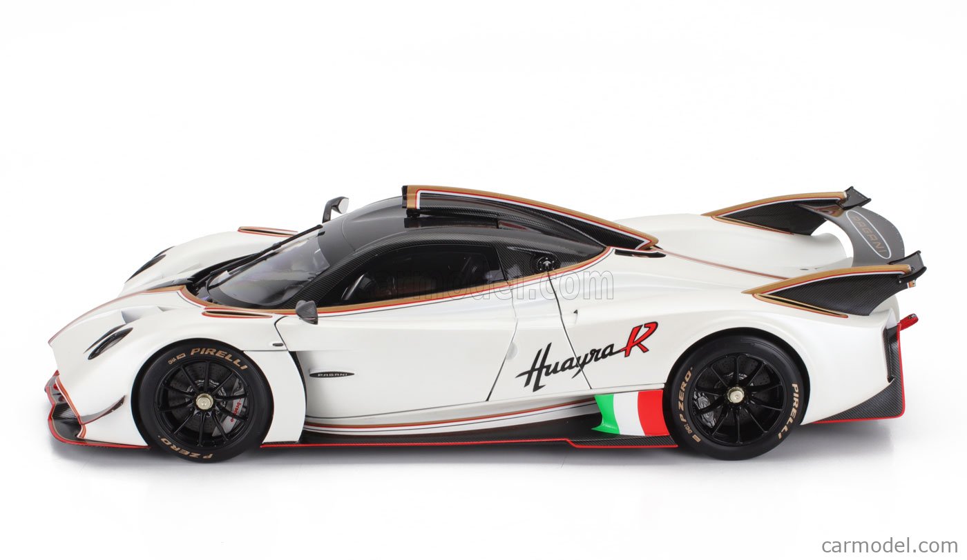 LCD Pagani Huayra R パガーニ ウアイラ R 1/18 LCD-MODEL LCD18012-PW Масштаб 1/18 | PAGANI HUAYRA R N 1
