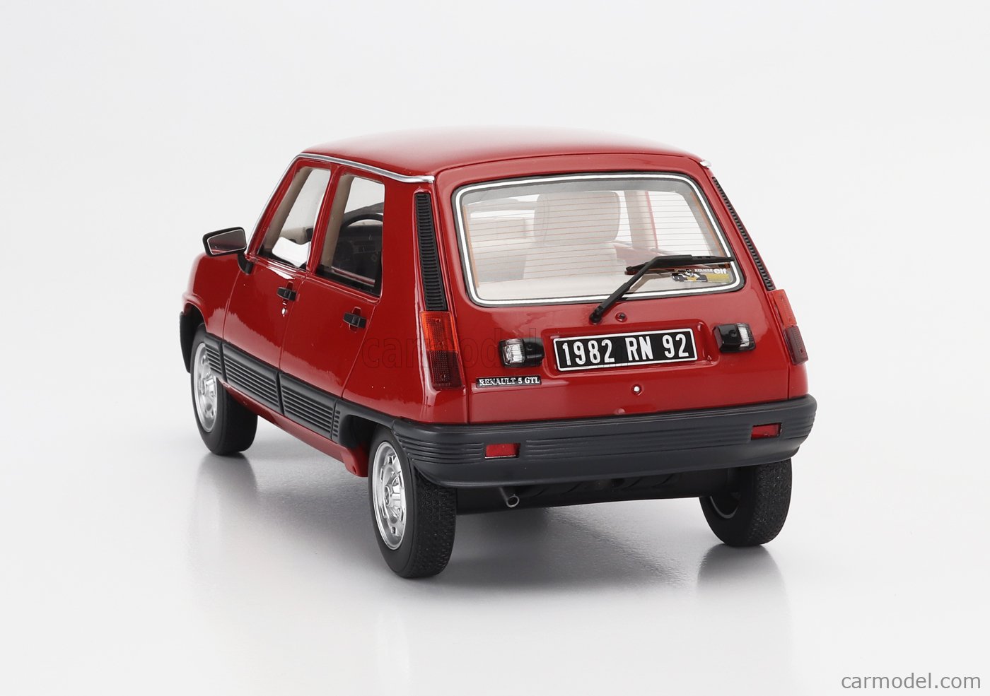 OTTO-MOBILE OT1147 Scale 1/18 | RENAULT R5 GTL 1984 RED