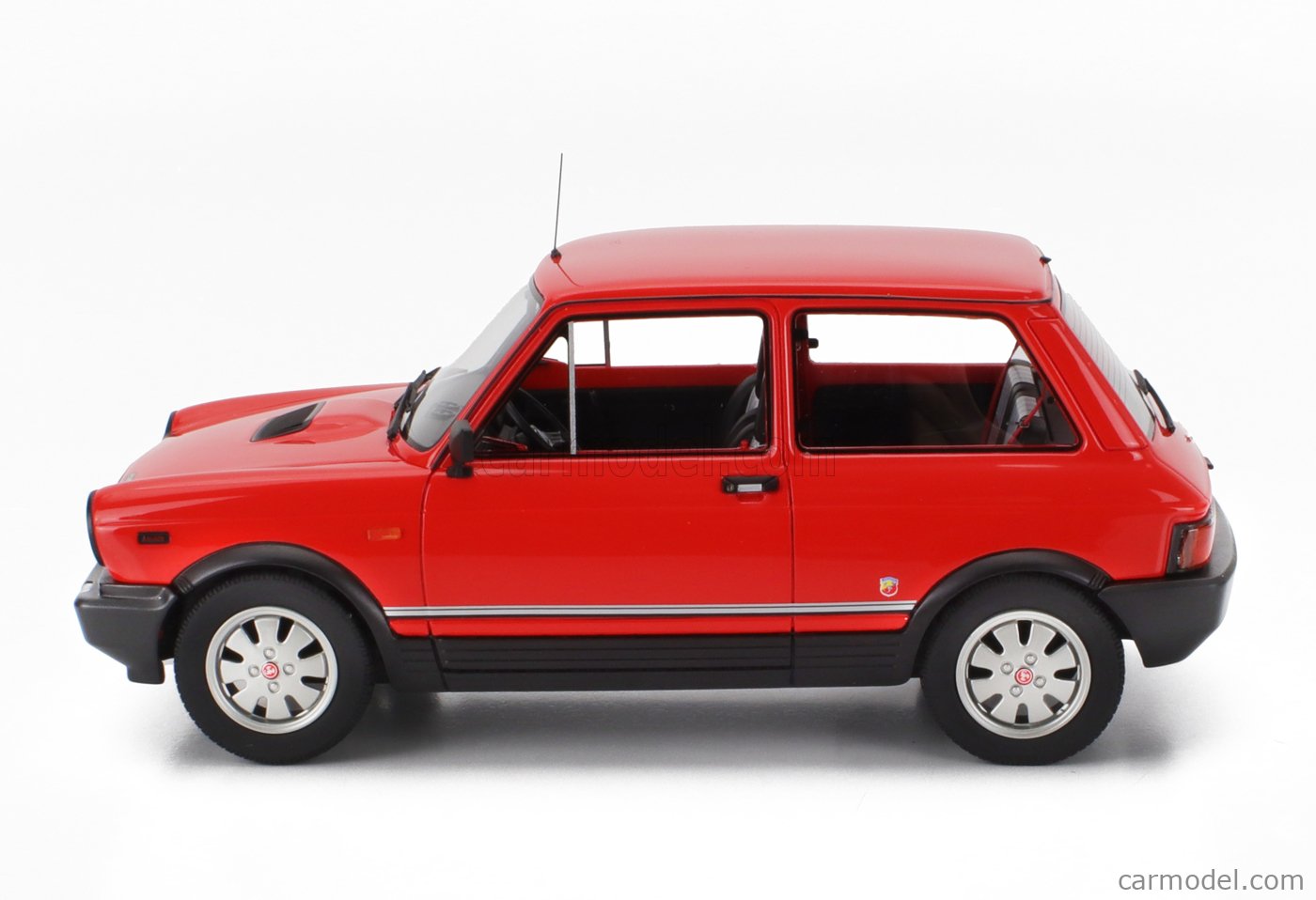 AUTOBIANCHI A112 赤 ミニカー 1:18 ミニカー 1/18 アバルト アウトビアンキ A112 赤 AUTOBIANCHI