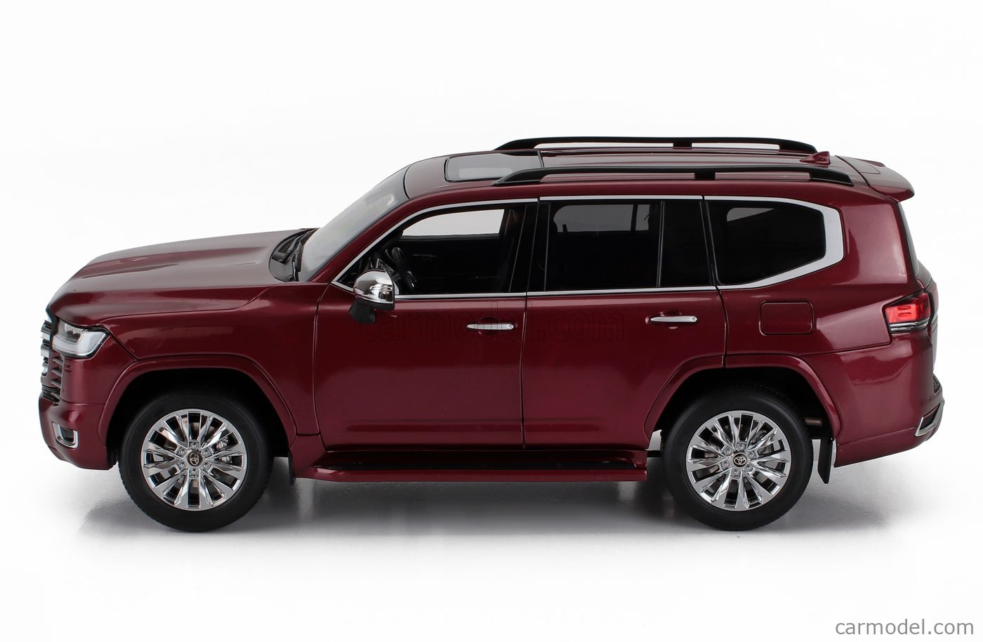 LCD-MODEL LCD18013-ZX-RE Scale 1/18 | TOYOTA LAND CRUISER 300-ZX