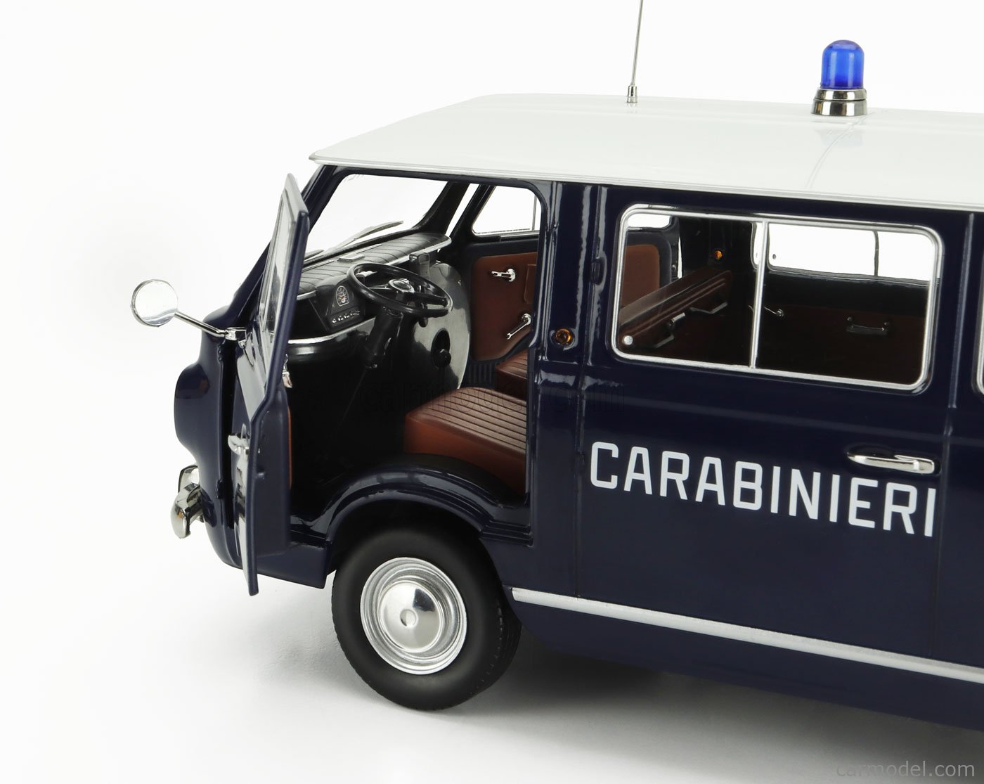 Modellino In Scala 1:18 Mitica-Diecast Della Fiat 850 Familiare Vigili Del Fuoco Del 1970, Colore Rosso, Nuovo, Pezzo Da Collezione.