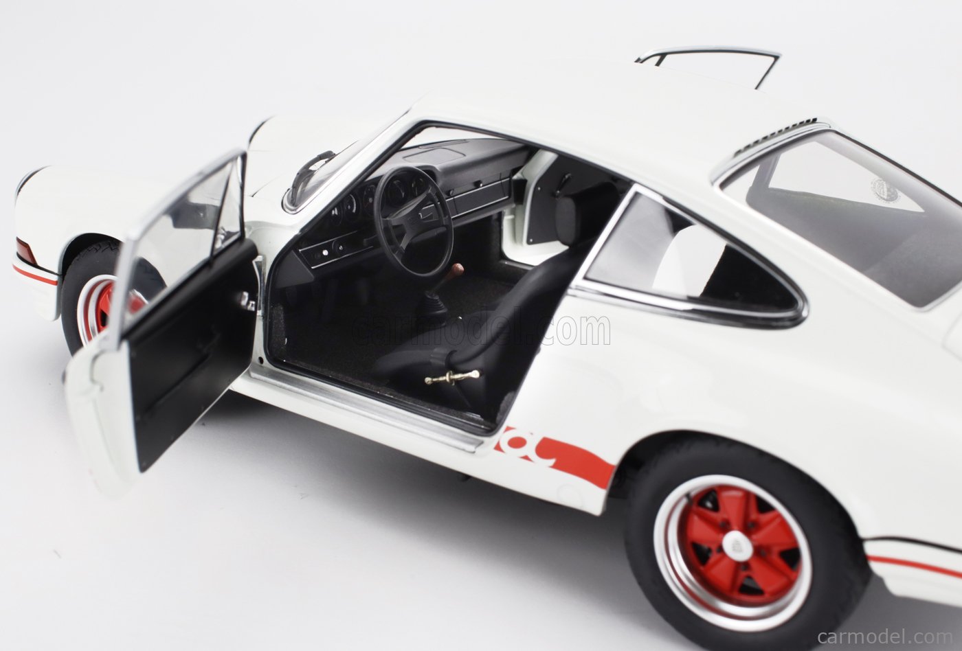 AUTOart 1/18 スケール Carrera RS 2.7 AUTOart New Porsche 911 Carrera 2.7 RS • DiecastSociety.com
