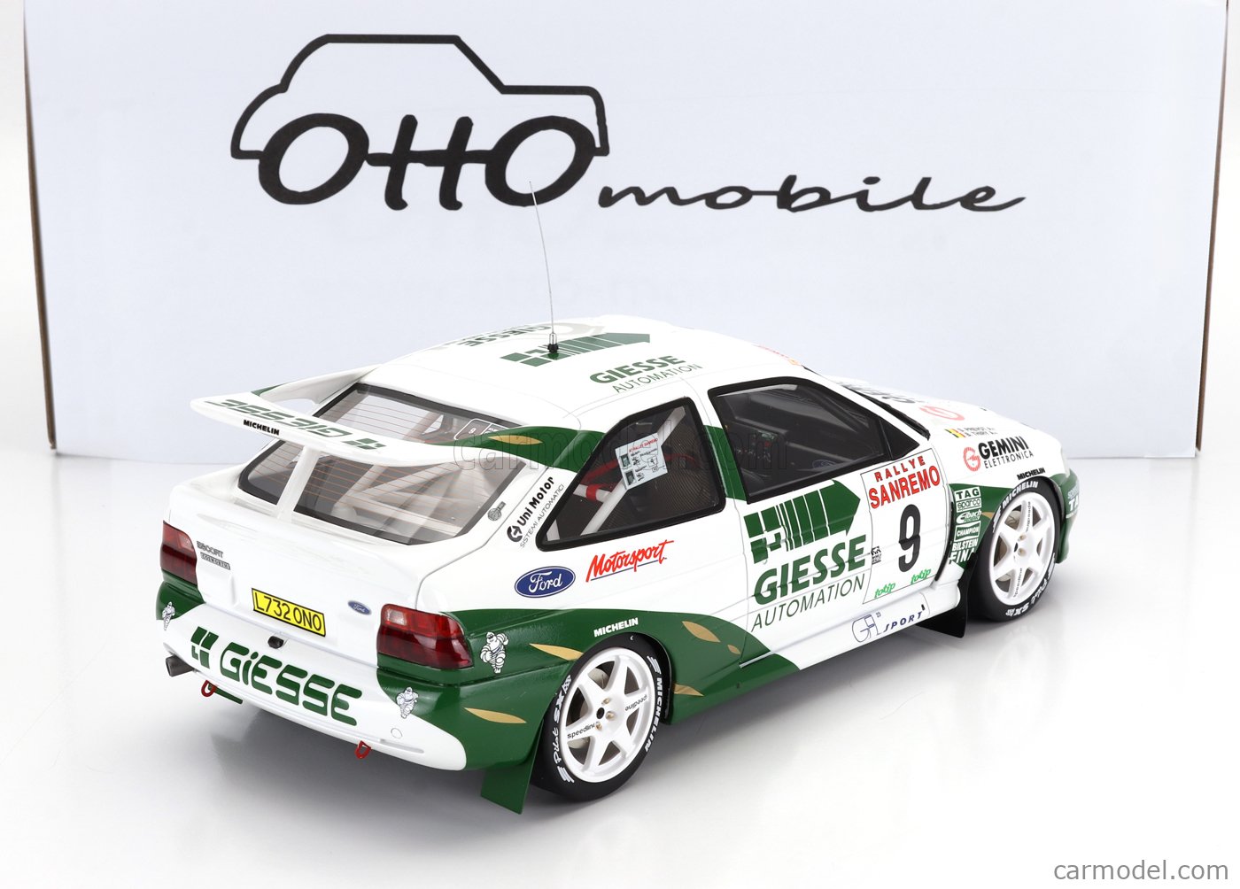 FORD ESCORT RS COSWORTH GR.A.B.THIRY SAN REMO 1994 1/18 OttO OttOmobile OT1038