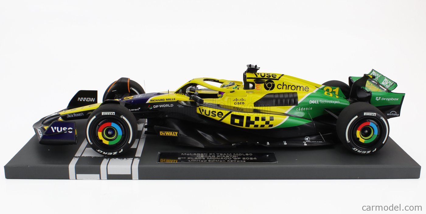 1/18 Minichamps 2022 Formula 1 Lando Norris McLaren MCL36 #4