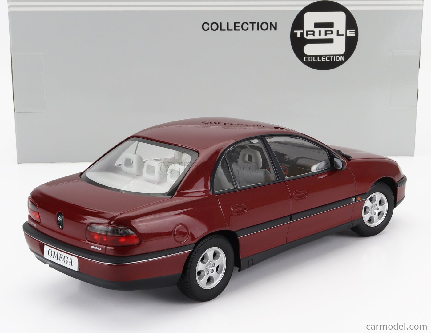 Amazon.co.jp: Triple 9 1/18 Opel Omega B Saloon 1996 POLIZEI