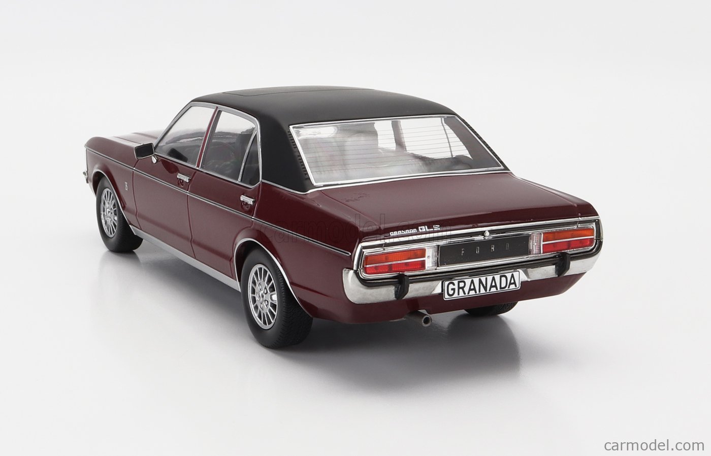TOURING 1:18 Ford Granada Consul Coupe série 2 1975 sinal laranja