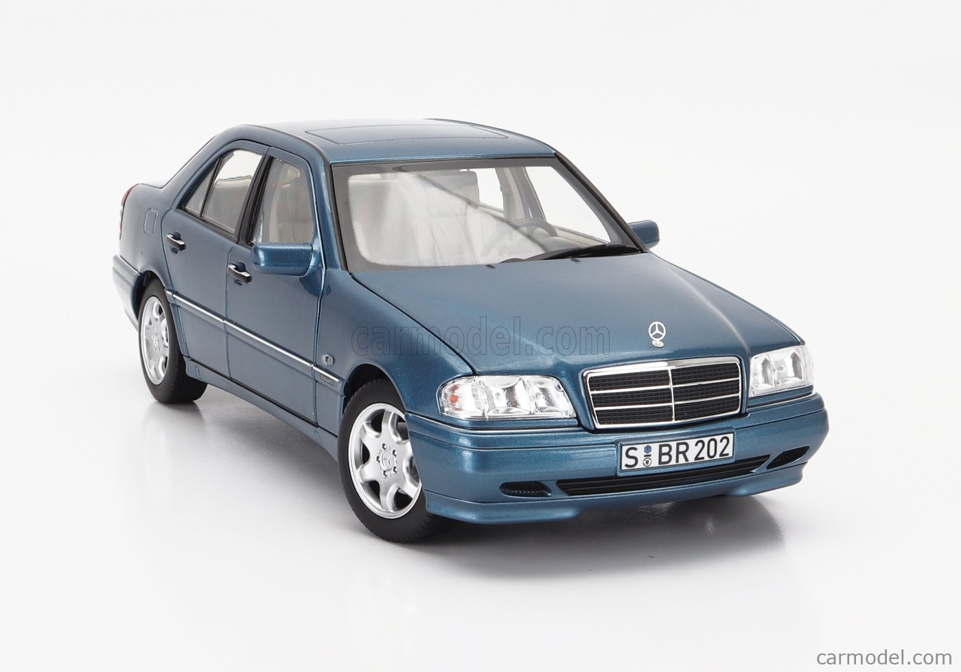 Norev 1:18 Mercedes-Benz C-Klasse (W202) 建設年 1997-2000