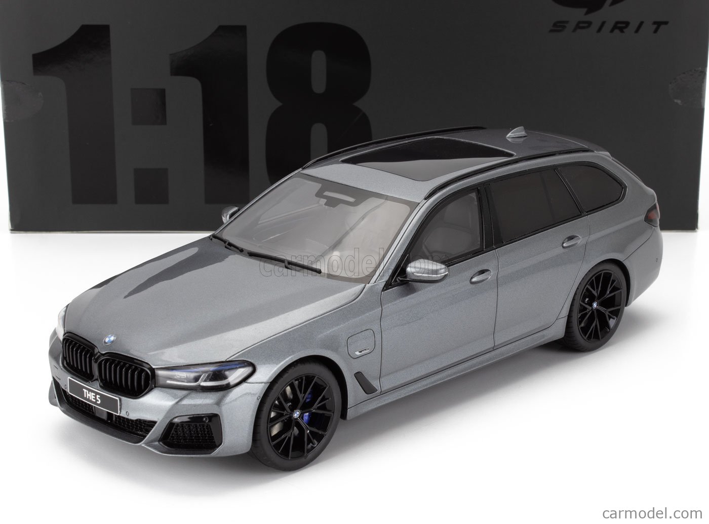 GT-SPIRIT GT485 Masstab: 1/18 | BMW 5-SERIES 530e xDRIVE M-SPORT (G31 ...