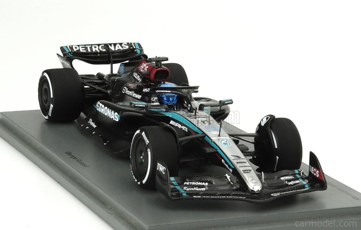 Voiture MERCEDES GP F1 W15 EQ Performance - TEAM AMG PETRONAS MOTORSPORT 44 LEWIS HAMILTON  Avec Le Casque 4893993382095