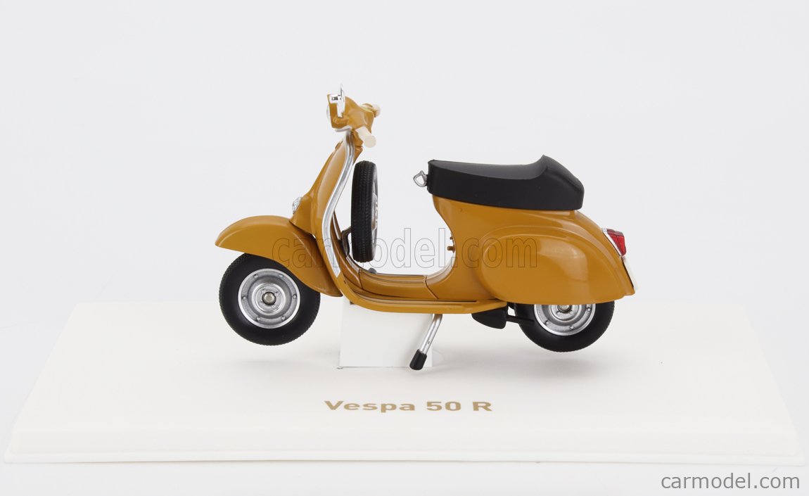 Scooter 50 Special Giallo Positano Vespa 50 R 1969 Positano Yellow