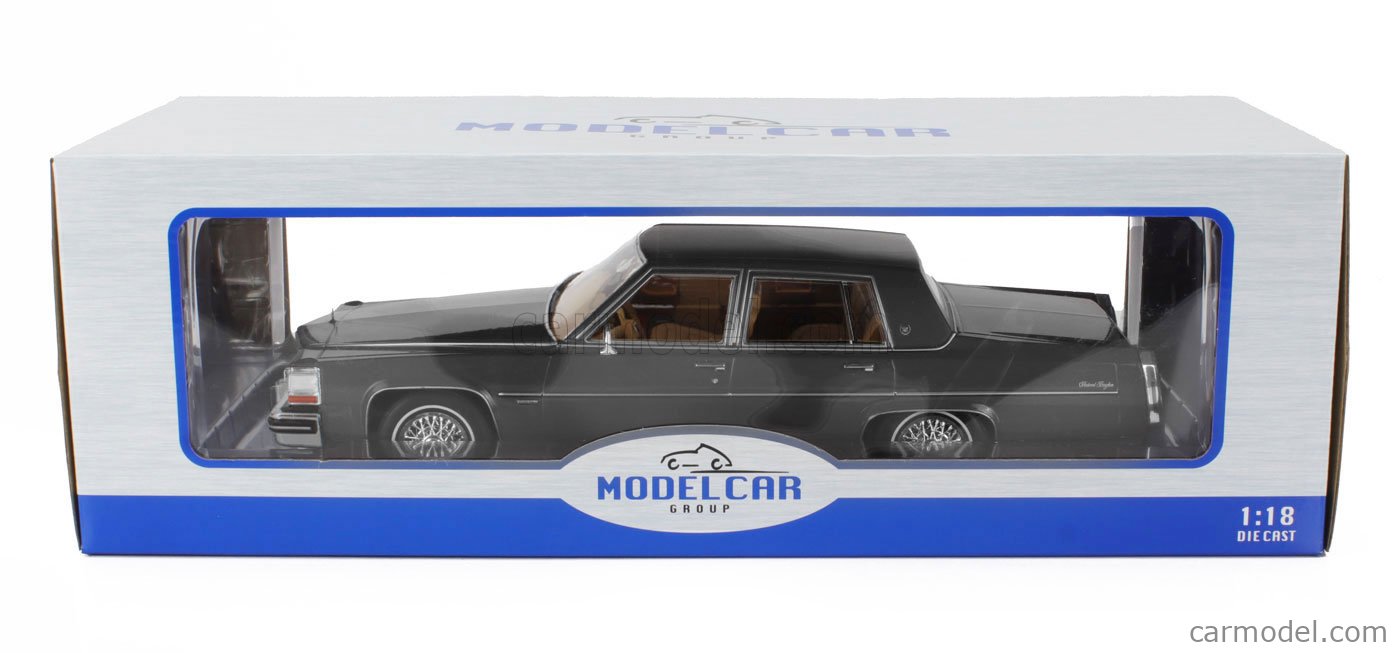 MCG 1/18 - Cadillac Fleetwood Brougham - 1982 18251R