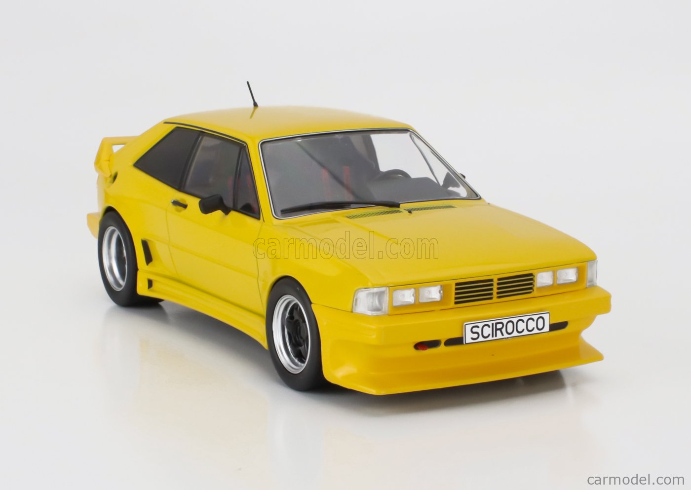 VOLKSWAGEN SCIROCCO RIEGE 1980 ROUGE