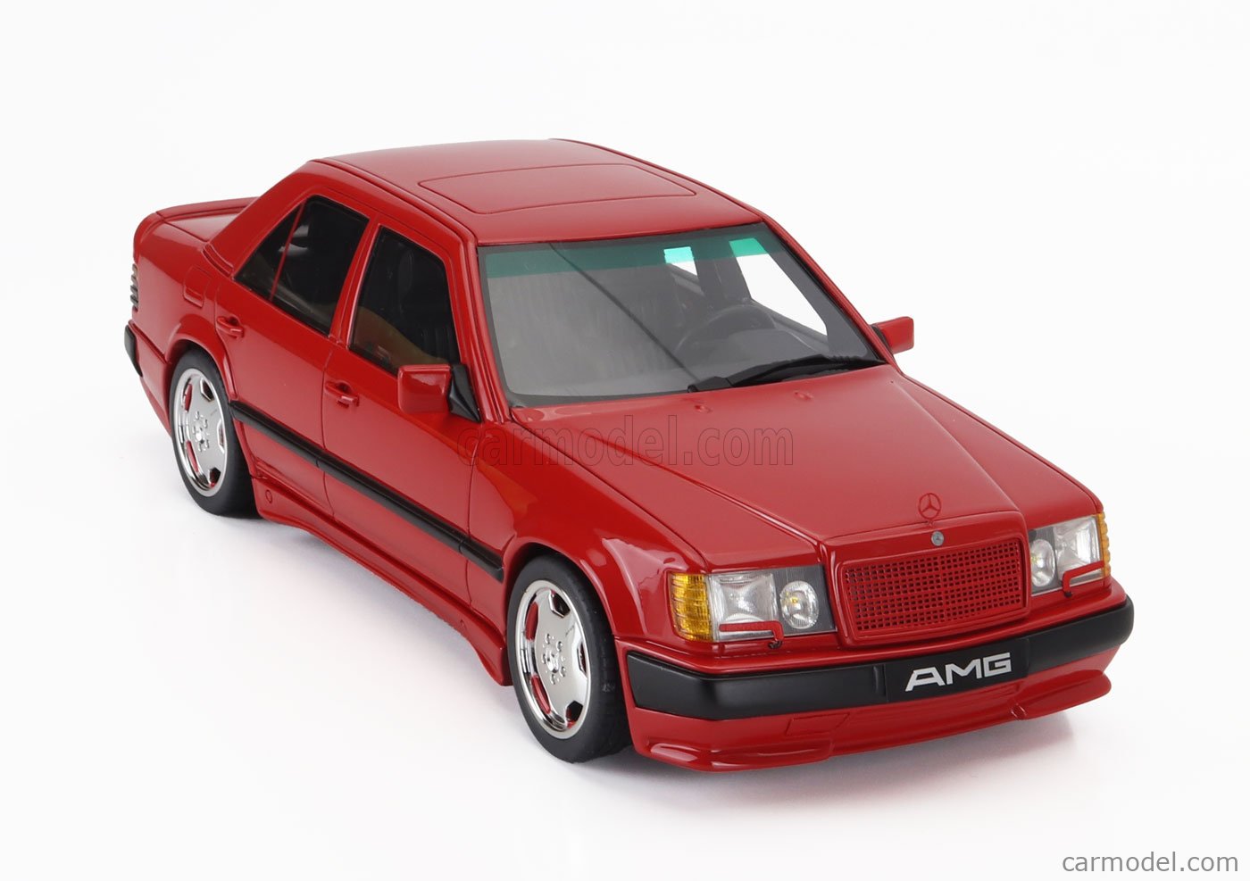 OTTO-MOBILE OT1104 Scale 1/18 | MERCEDES BENZ E-CLASS 300E
