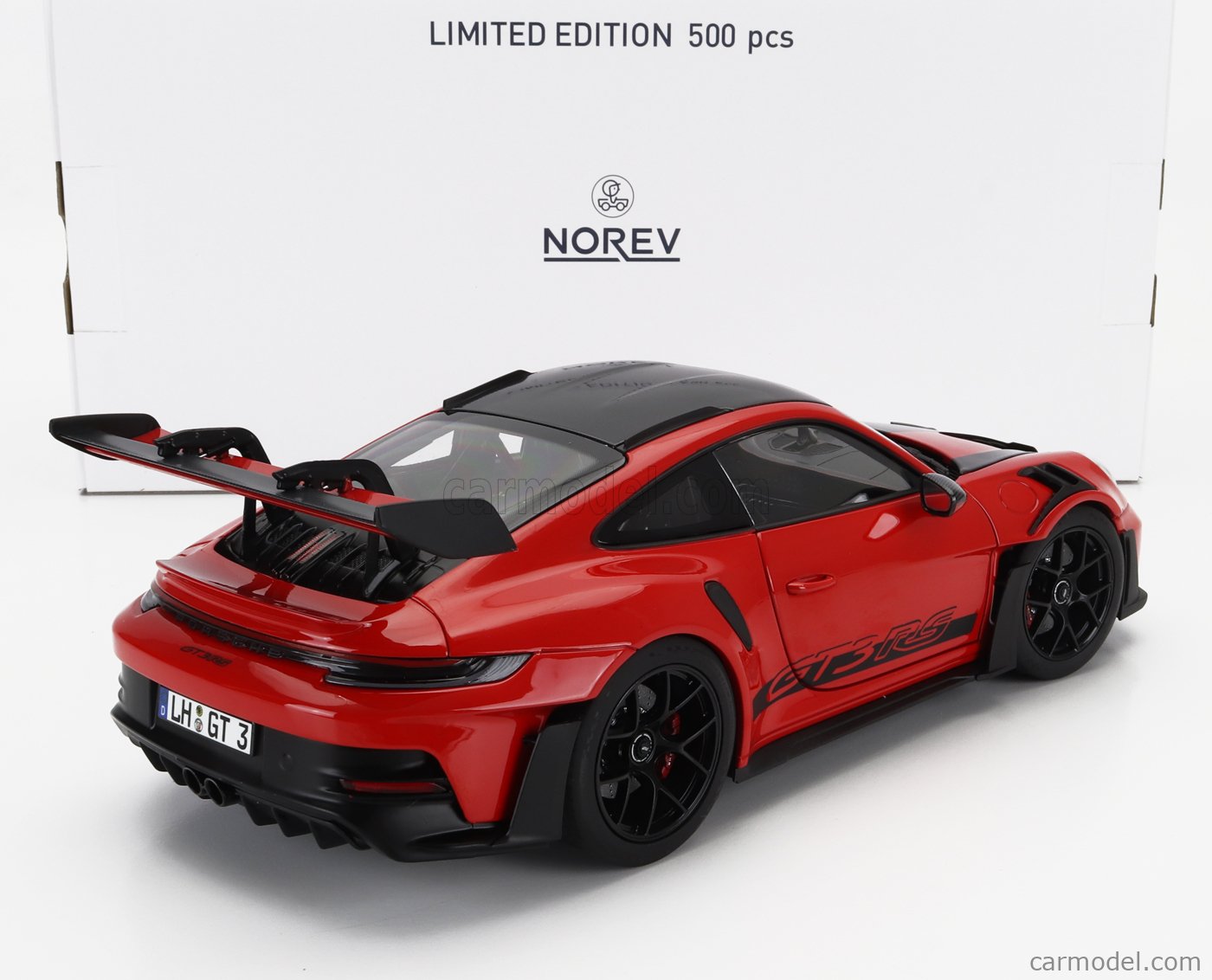 1/18 ポルシェ Porsche 911 GT3 2022 ブラック マイスト MAISTO