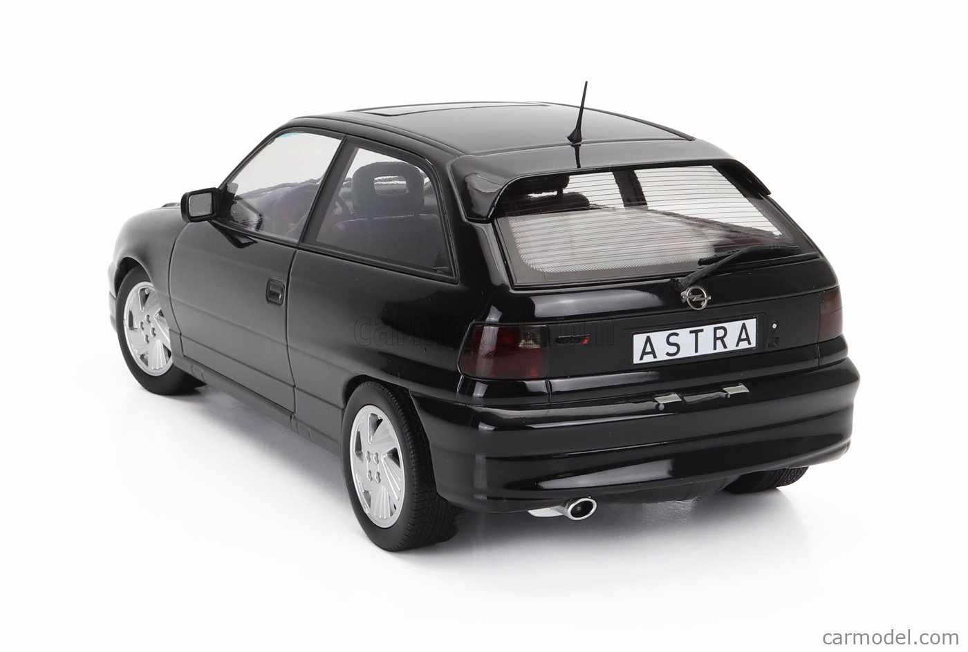 Modellino Auto Opel Astra F GSi 1/18 Norev - Colore Bianco Casablanca, Anno 1991, Con Scatola