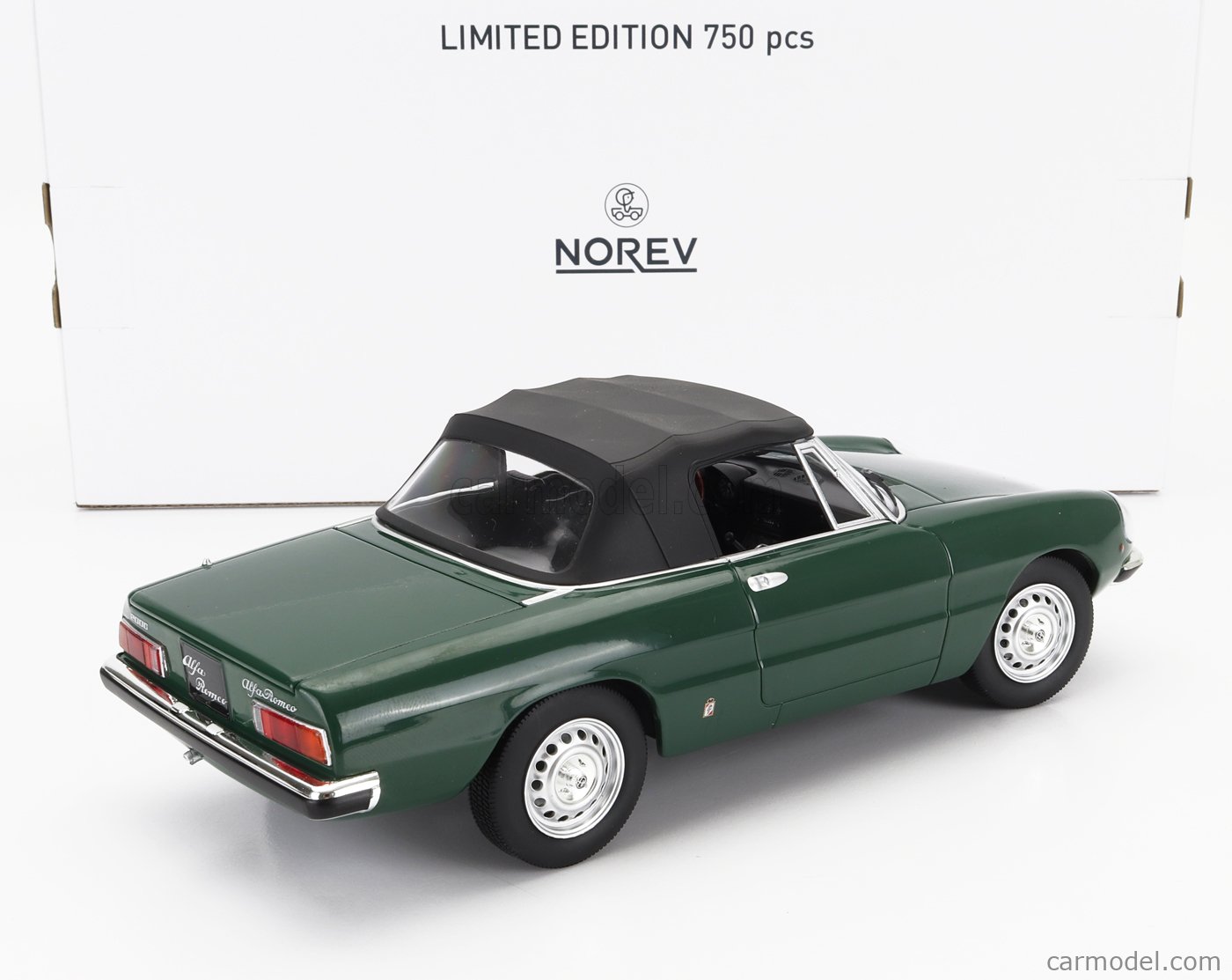 NOREV 187881 Scale 1/18 | ALFA ROMEO DUETTO 2000 SPIDER 1978 GREEN