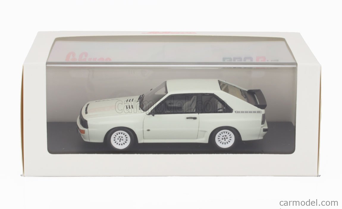 SCHUCO 43U00099 AUDI quattro sport 1985 Blanc 1/43 SCHUCO 43U00099 AUDI quattro sport 1985 Blanc 1/43