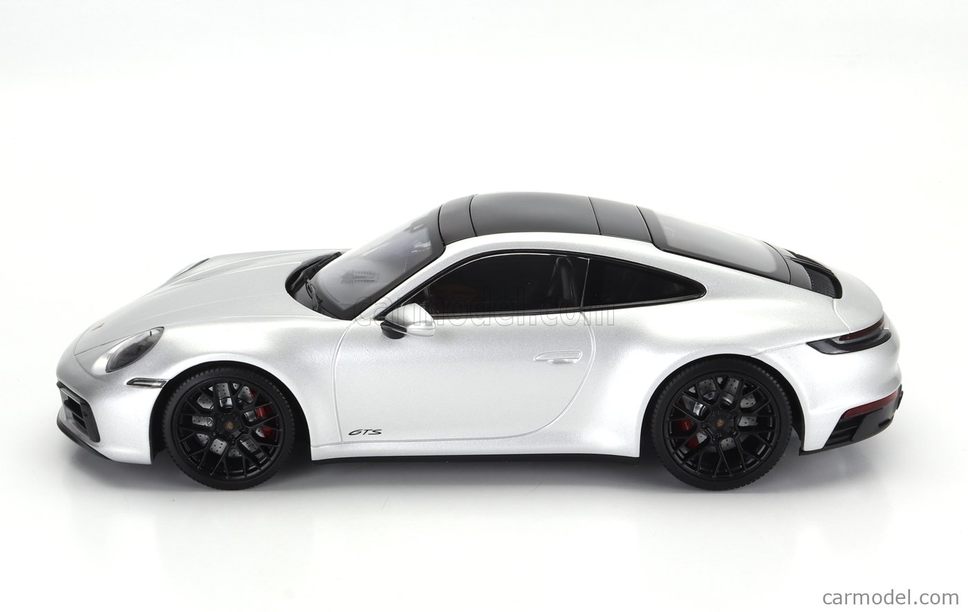 1/43 Minichamps Porsche 911 Carrera 4 GTS from 2021 in Red 410 063000 BK139 1/43 Minichamps Porsche 911 Carrera 4 GTS from 2021 in Red 410 063000 BK139
