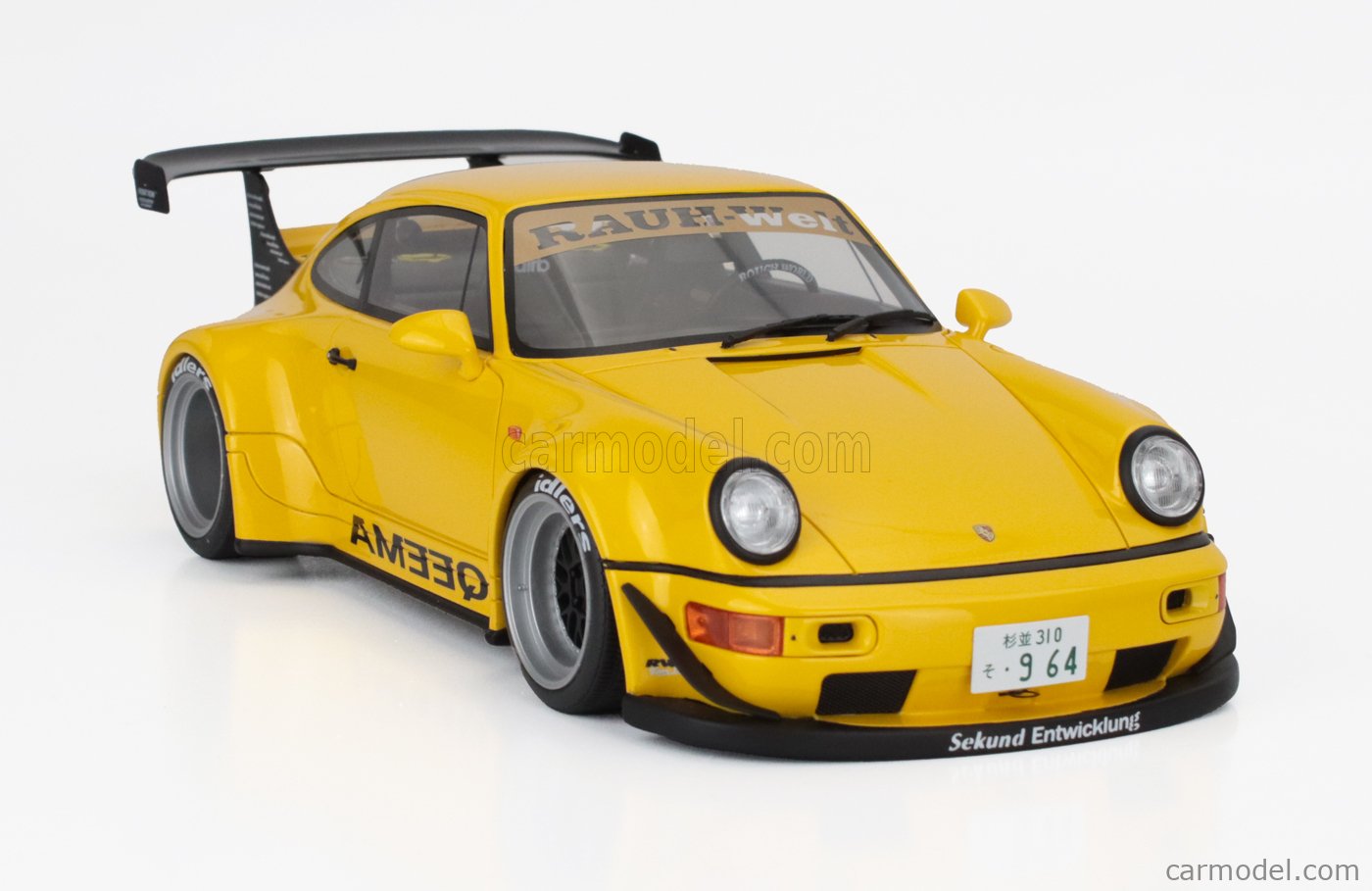 GT-SPIRIT GT492 Scale 1/18 | PORSCHE 911 964 RWB QEEMA COUPE 2024