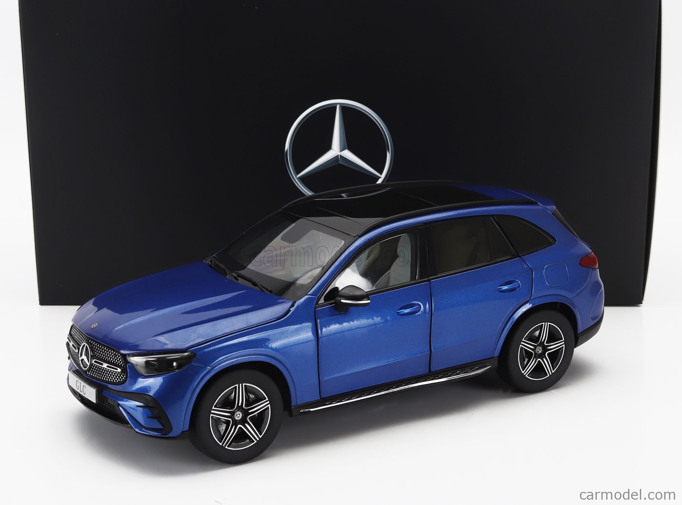 I-SCALE B66960647 Scale 1/18 | MERCEDES BENZ GLC-CLASS (X254