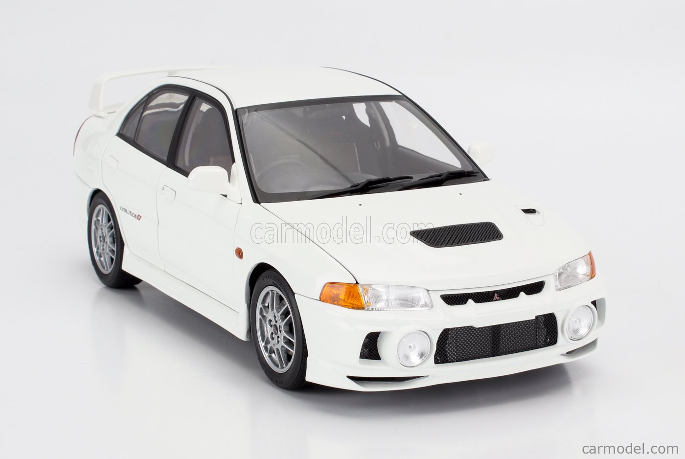 MOTORHELIX M84003 Scale 1/18 | MITSUBISHI LANCER EVO IV WITH