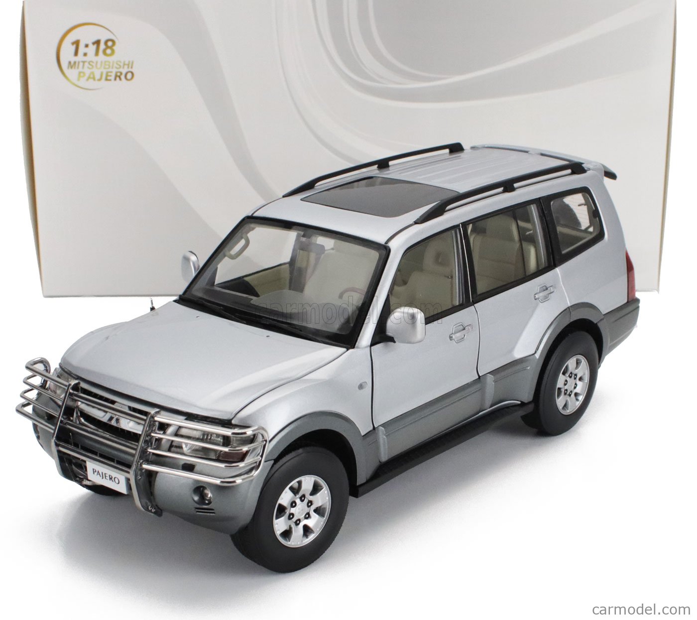 【未開封】サンスター　MITSUBISHI PAJERO 1/18 Amazon.co.jp: サンスター 三菱 パジェロ 1/18 グリーン 24