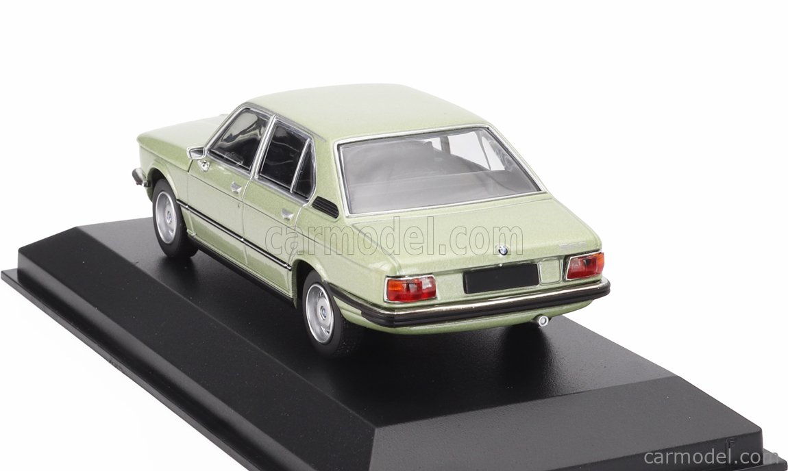 ミニチャンプス BMW 520 1972 1/43 ミニカー（MAXICHAMPS 1/43