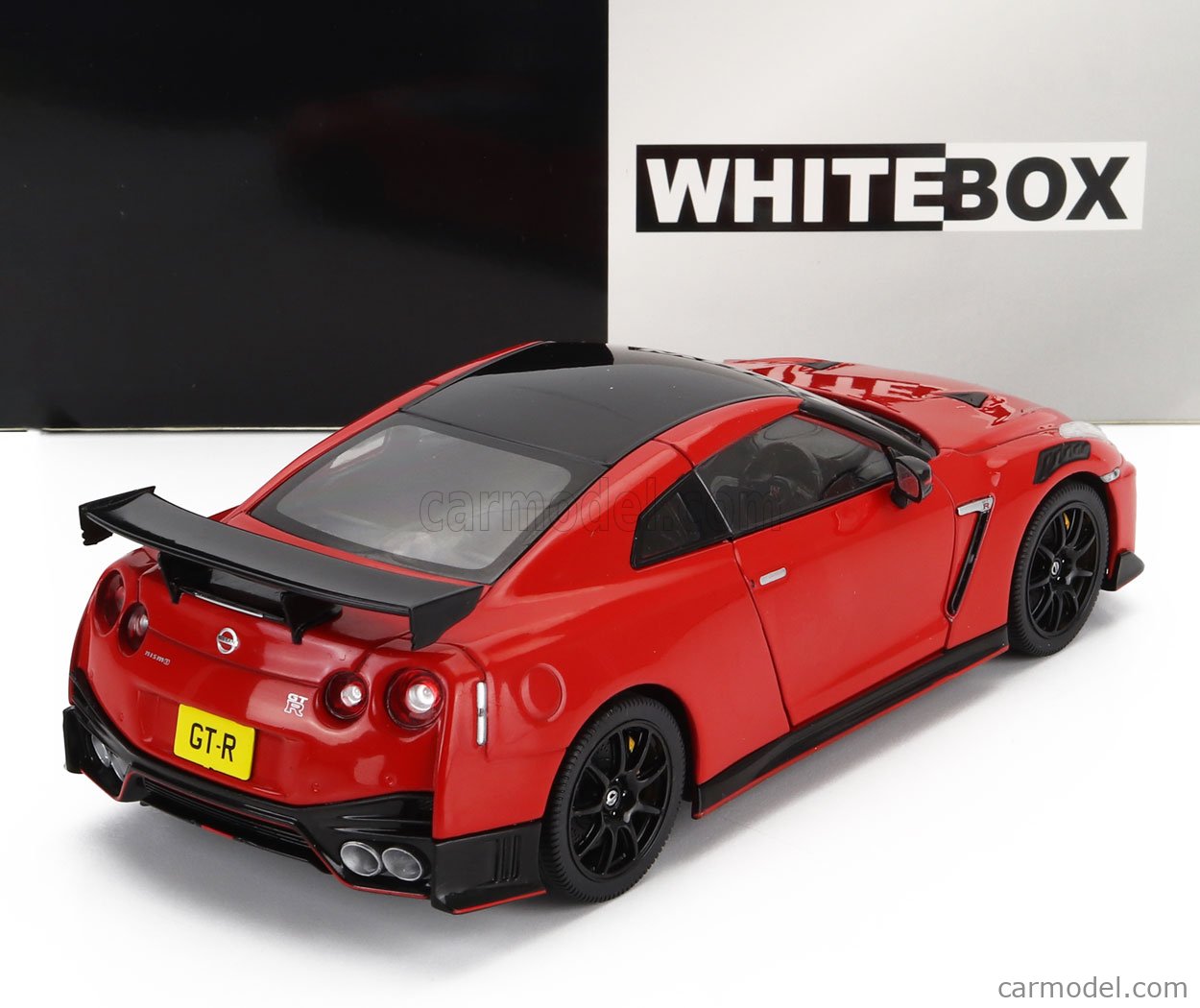 WHITEBOX WB124231 Scale 1/24 | NISSAN GT-R NISMO COUPE 2021 RED