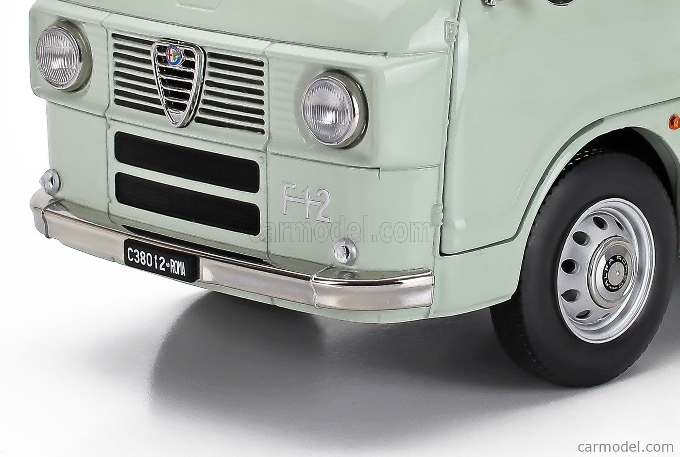 MITICA-DIECAST 200062-D Scale 1/18 | ALFA ROMEO F-12 MINIBUS 1