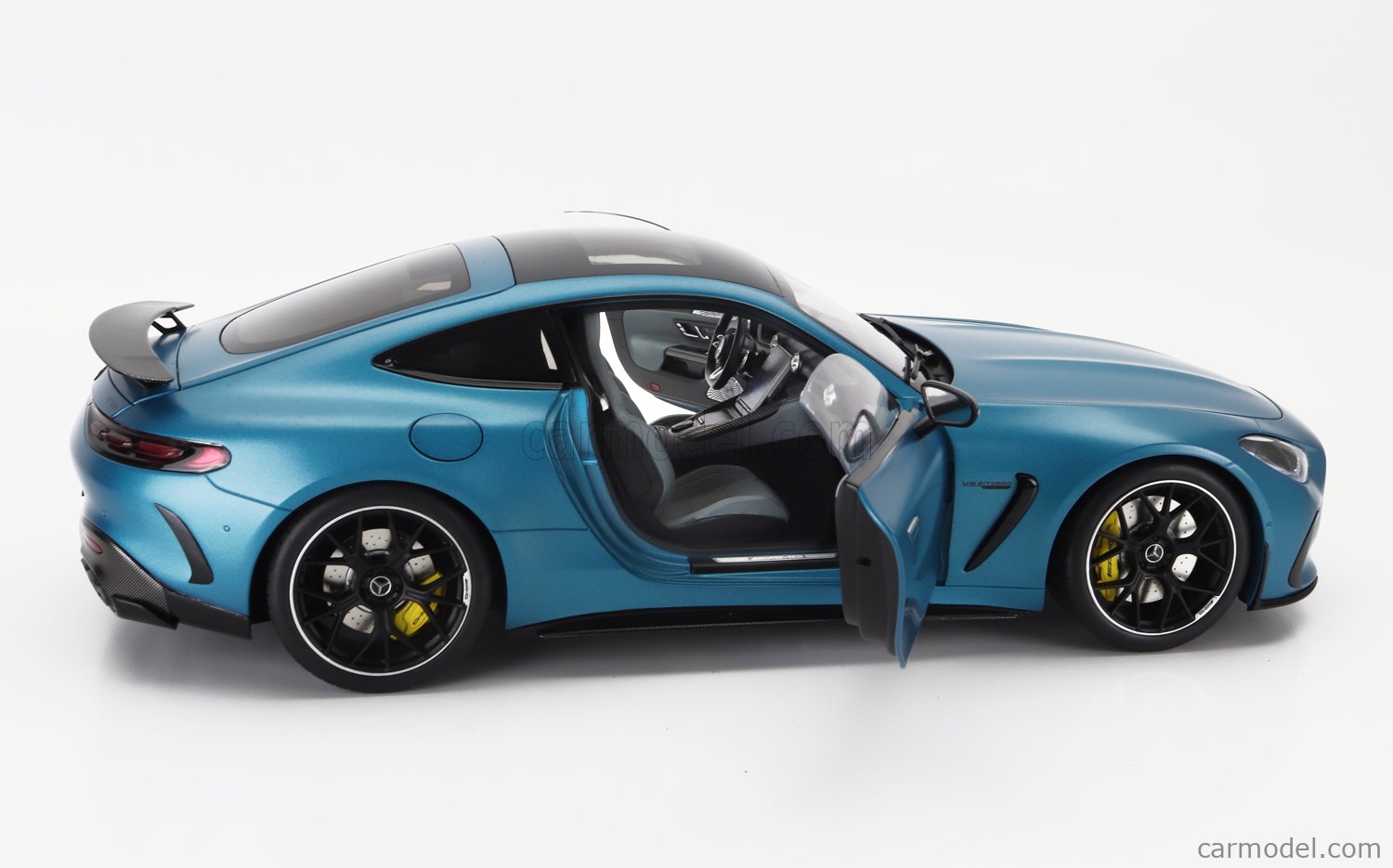 NZG 10330/22 Scale 1/12 | MERCEDES BENZ AMG GT63 V8 BITURBO (C192