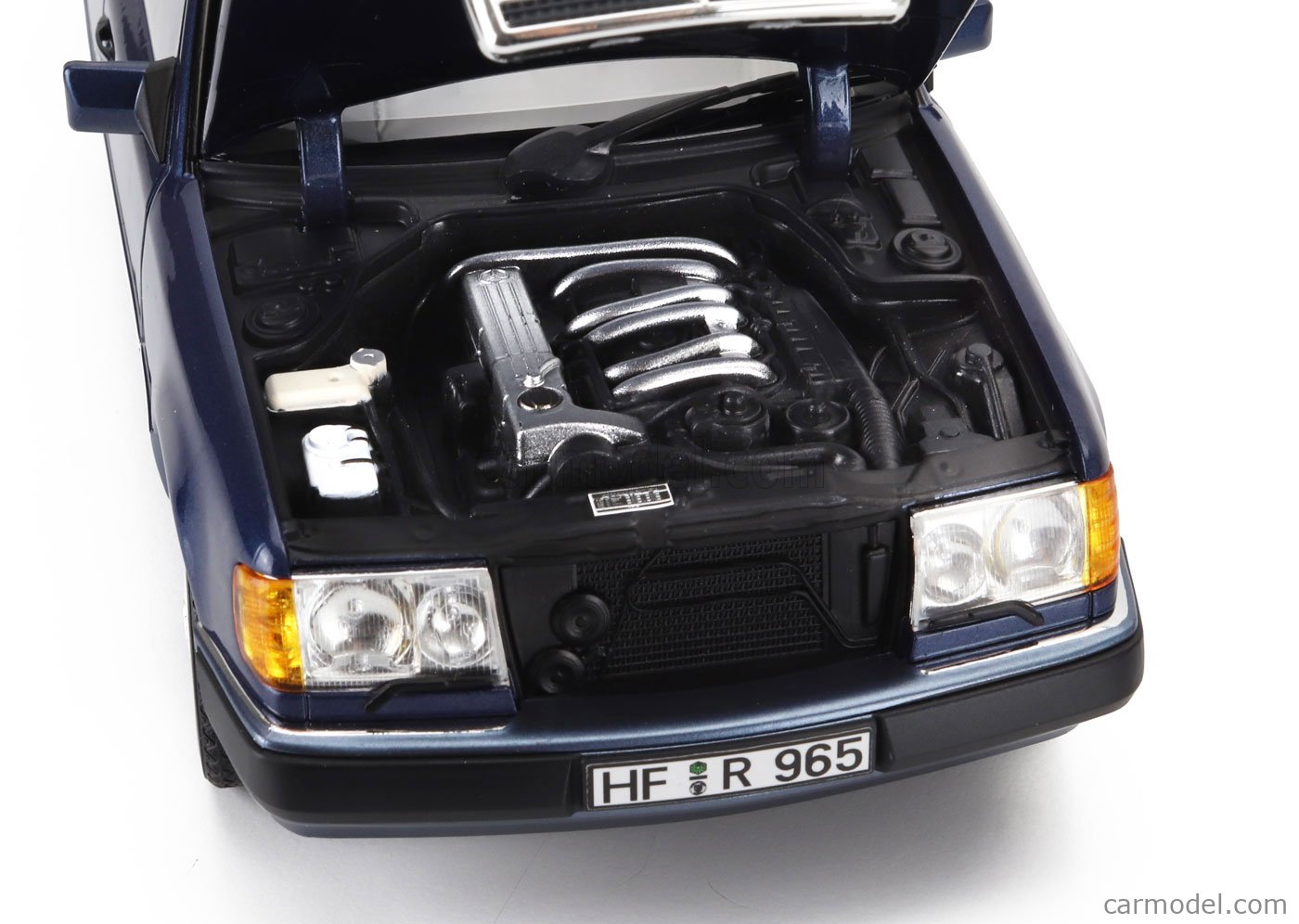NOREV製 S124前期型　未使用、未開封　1/18 NOREV製 S124前期型 未使用、未開封 1/18 - メルカリ