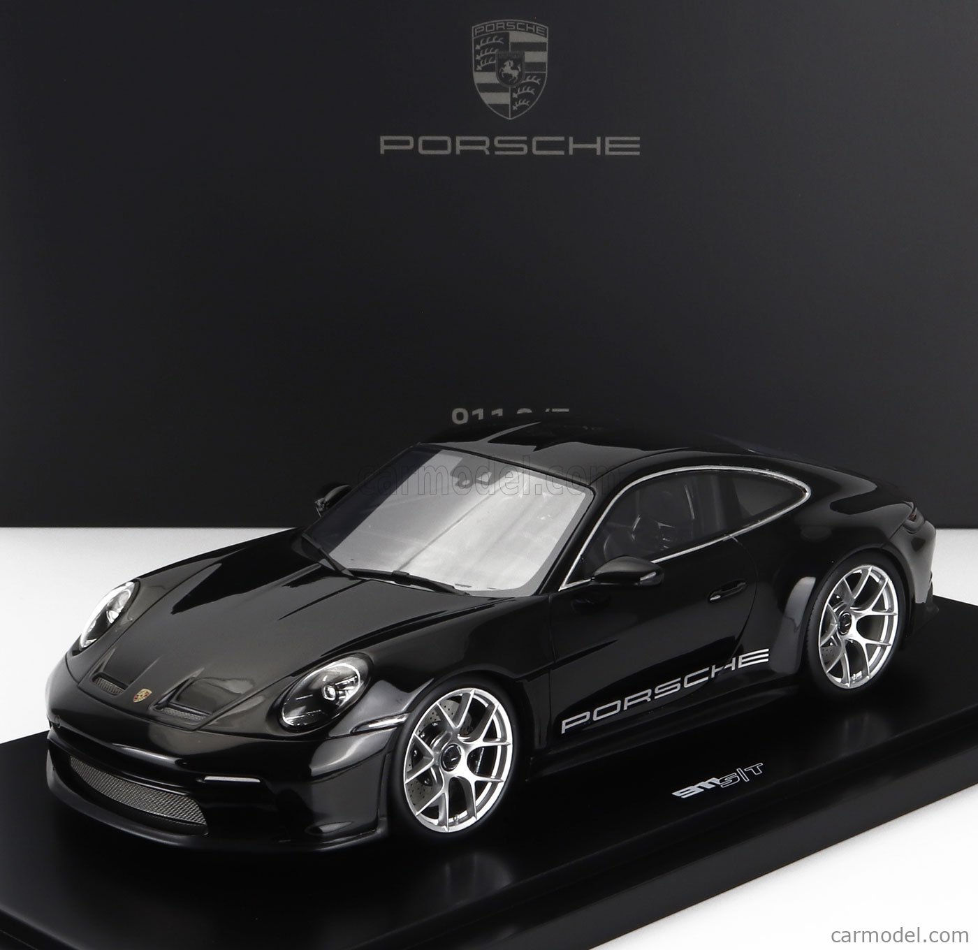 スパーク 1/43 ミニカー 911 992 カレラ 4S クーペ 2019 ブラック
