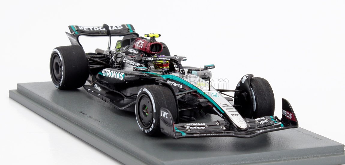 SPARK-MODEL S9546 Scale 1/43 | MERCEDES GP F1 W15 EQ PERFORMANCE