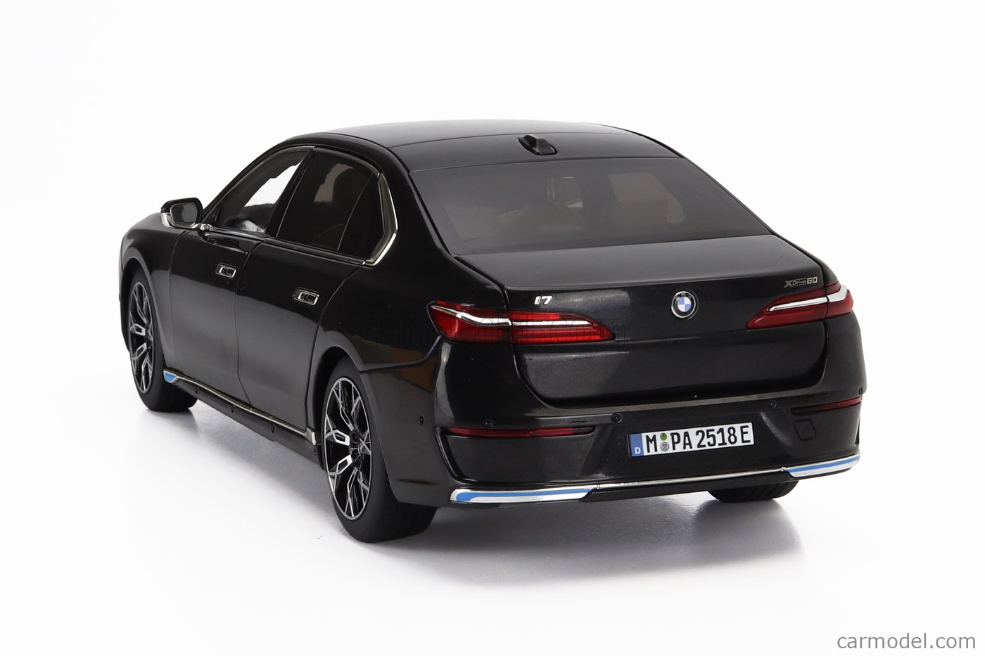 メーカー 一覧 MINICHAMPS 80435A8F295 xDRIVE60 i7 7-SERIES BMW | 1/18 Scale 乗用車