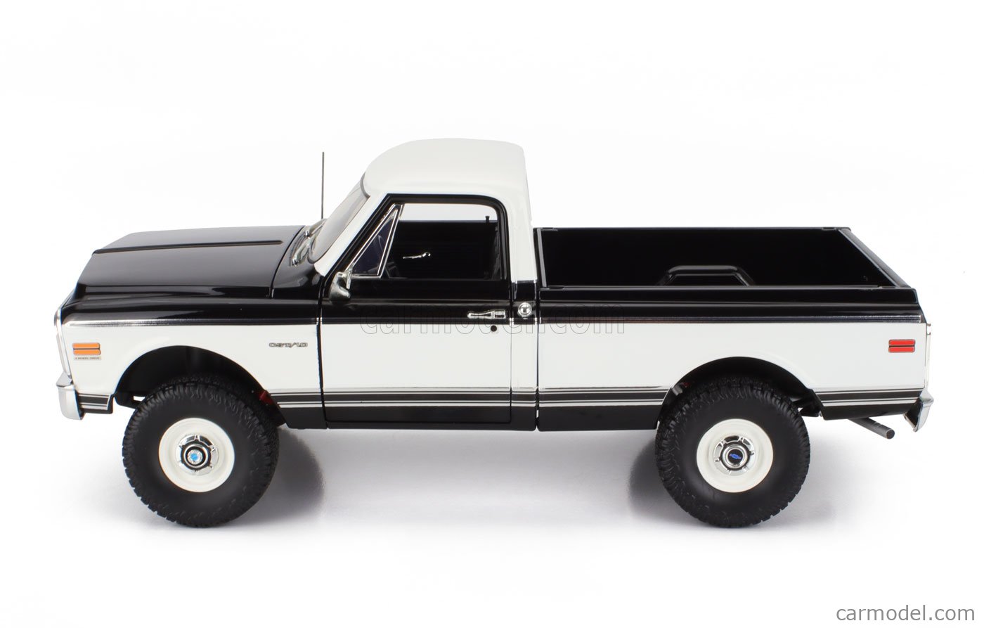 ACME-MODELS A1807219 Scale 1/18 | CHEVROLET K-10 PICK-UP 4x4