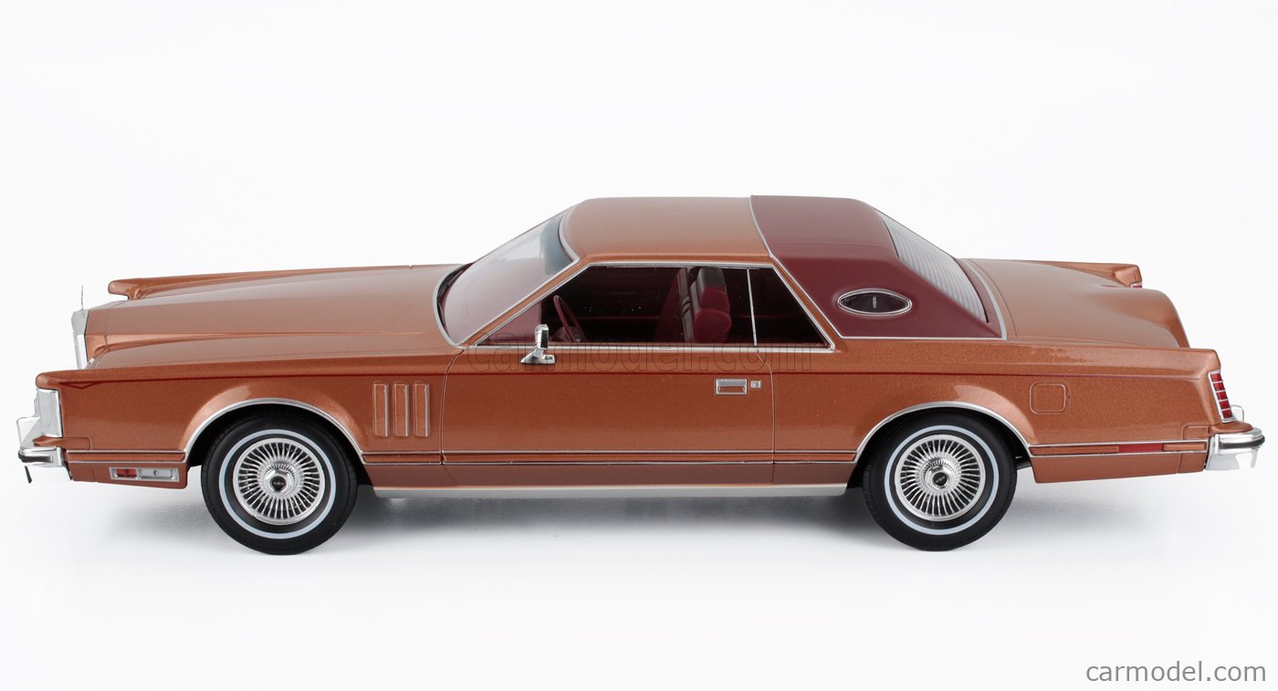 MCG MCG18370 Scale 1/18 | LINCOLN CONTINENTAL MARK V 1978 COPPER