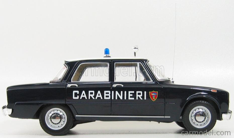 PMA製 アルファロメオ ジュリアCARABINIERI 1970 1/18 PMA製 アルファロメオ ジュリアCARABINIERI 1970 1/18