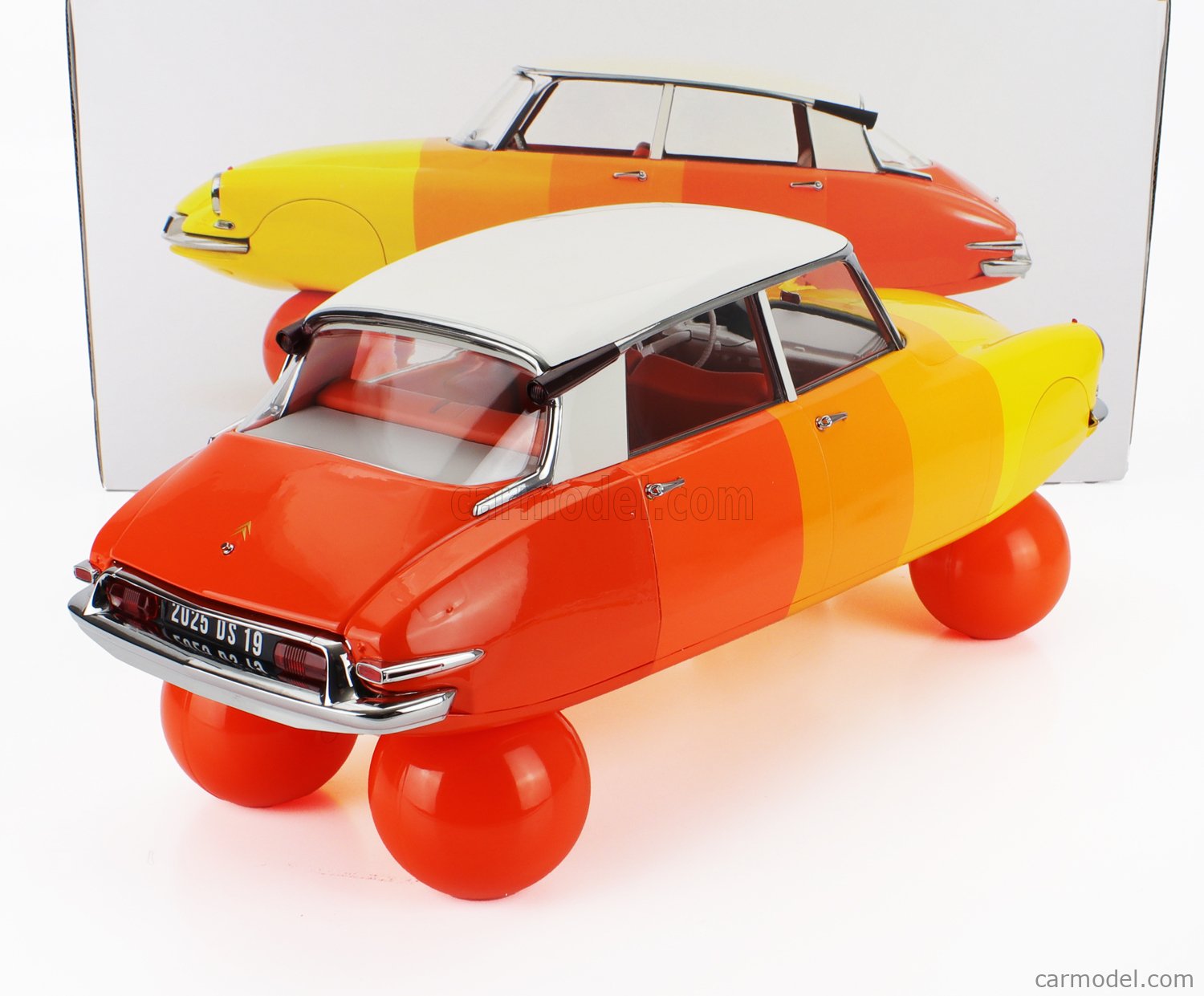 ミニカー ノレブ シトロエンDS19 バルーン 1959  1/12 ミニカー ノレブ シトロエンDS19 バルーン 1959 1/12 - メルカリ