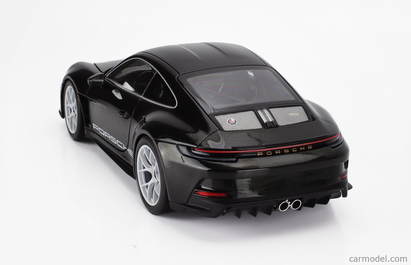 Porsche 911 Targa 4S Type 992 2020 Vert Olive Foncé 1/18 GT Spirit GT438