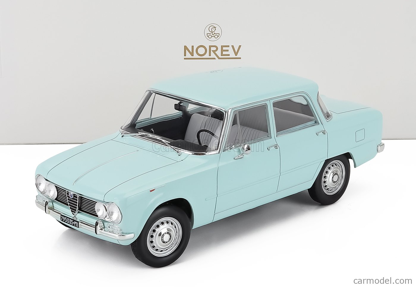1/18 Norev アルファロメロ ジュリア Ti 1964 NOREV 187974 Scale 1/18 | ALFA ROMEO GIULIA Ti 1964 LIGHT BLUE
