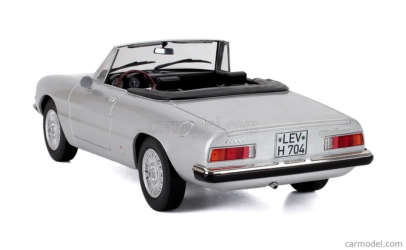 NOREV 187884 Scale 1/18 | ALFA ROMEO DUETTO 2000 SPIDER 1973 SILVER