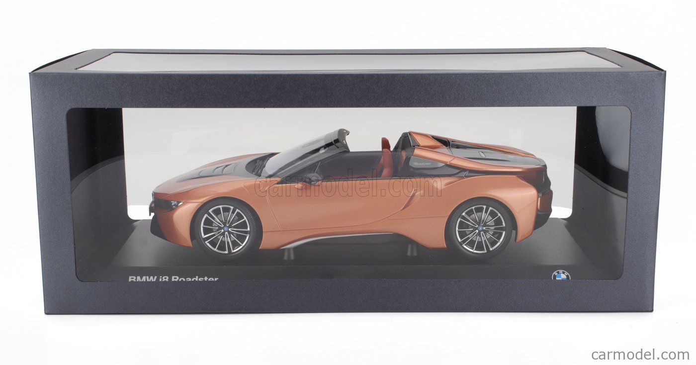 MINICHAMPS 80435B5D027 Scale 1/18 | BMW i8 HYBRID ROADSTER