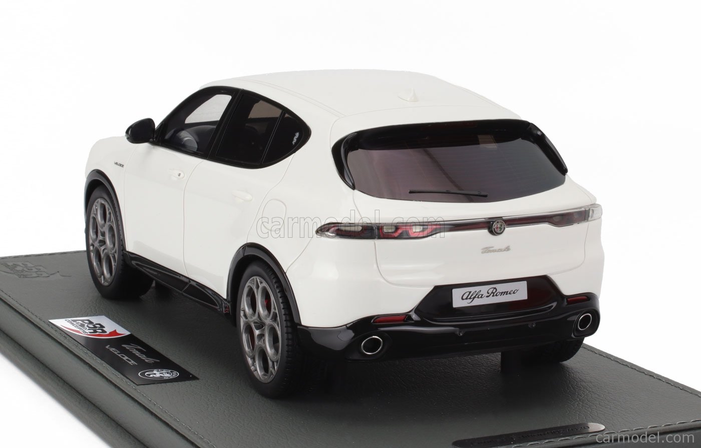 Modèle réduit Alfa Romeo Tonale Veloce Noir Alfa 1/18 | Bbr