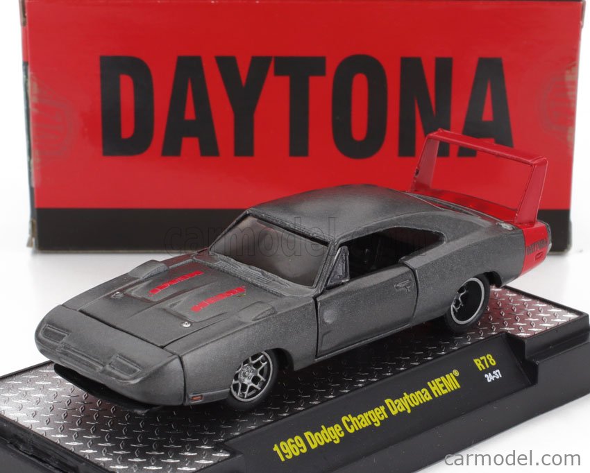 M2 1/64 '66 ダッジ COE & '66 ダッジ チャージャー WHT 1/64 M2
